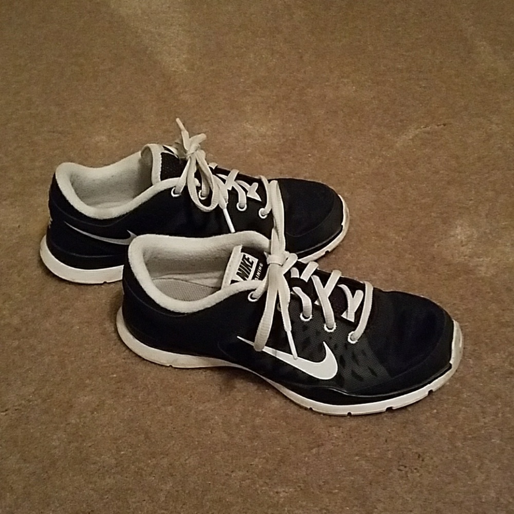 Tennis Shoes